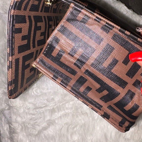 Fashion FF Brown and Black Chain Shoulder Bag - Picture 10 of 15